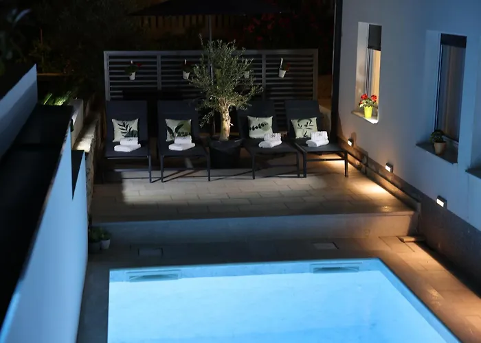 With Private Swimming Pool 3*